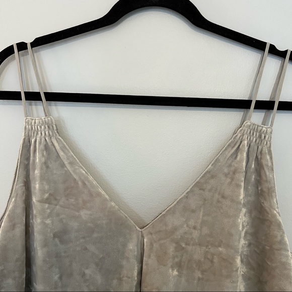 Crushed Velvet Tiered Tank Top - Picture 5 of 8